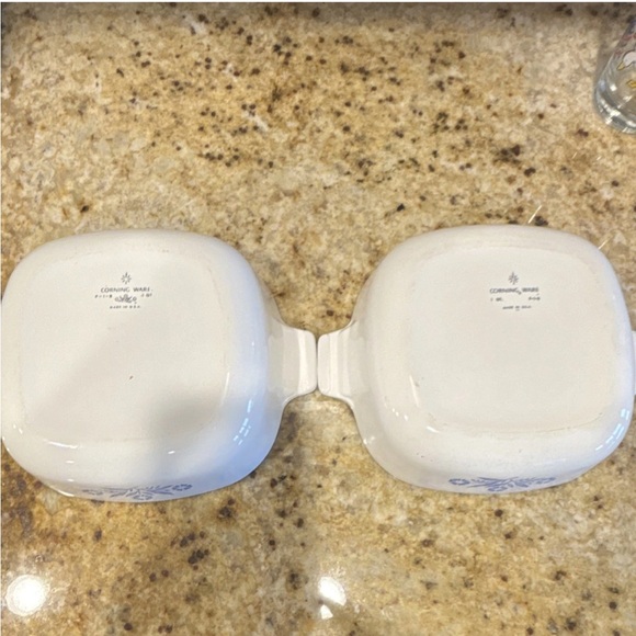 Corningware Cornflower Blue Floral 1 quart Casserole Dish - Picture 3 of 3